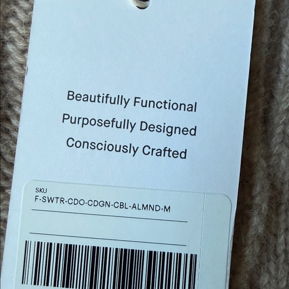 EVERLANE CLOUD CABLE CARDIGAN ALMOND MEDIUM New With Tags - Picture 6 of 8